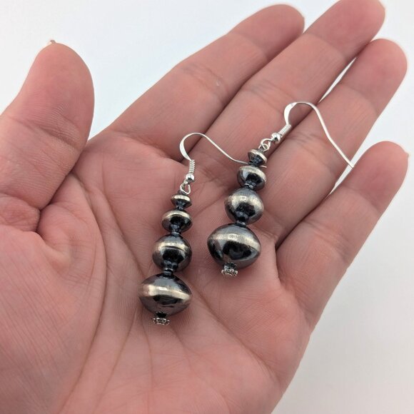 Navajo Pearls Graduated Sterling Silver Dangle Earrings Saucer Beaded Jewelry ** - Picture 6 of 10